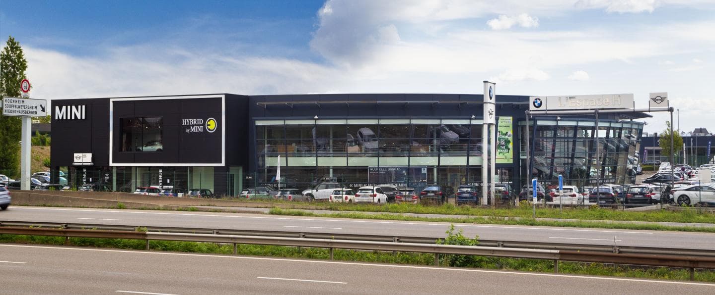 BMW Espace H dealership in Strasbourg running ProovStation